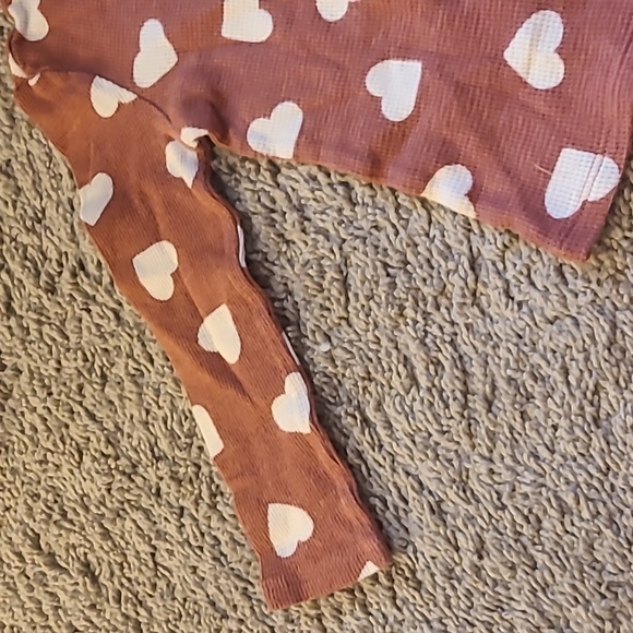 Old Navy 3t thermal long sleeve - Picture 2 of 5